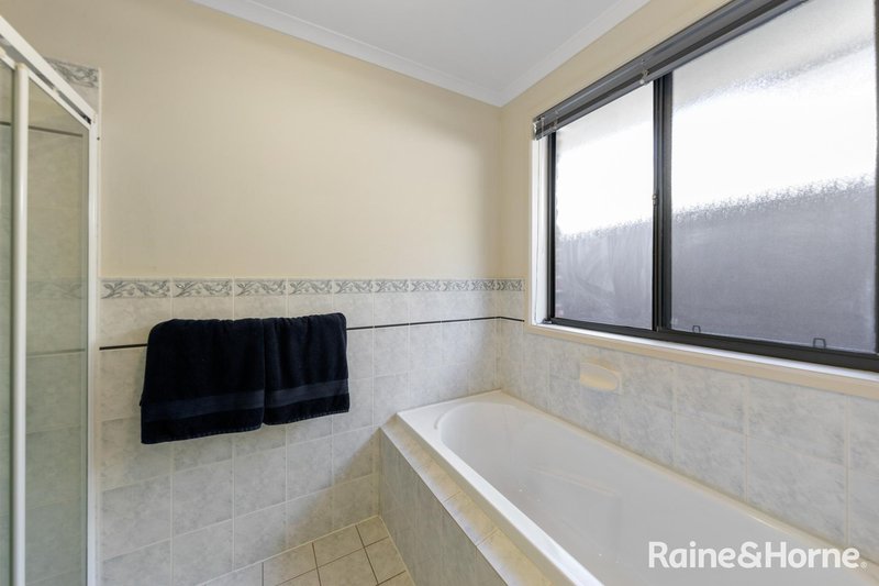 Photo - 5 Coronet Avenue, Woodcroft SA 5162 - Image 17