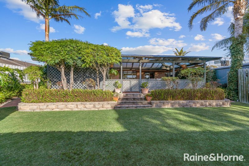 Photo - 5 Coronet Avenue, Woodcroft SA 5162 - Image 23