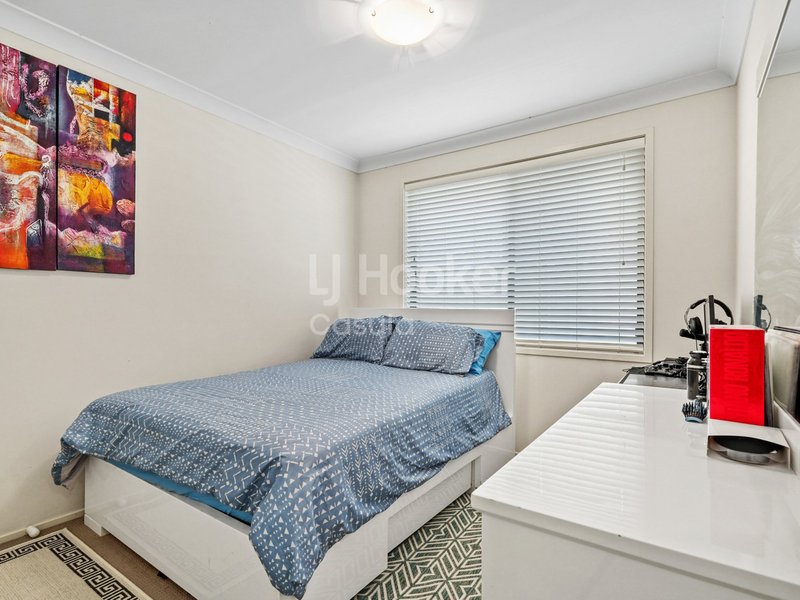 Photo - 5 Corrimal Street, Prestons NSW 2170 - Image 9