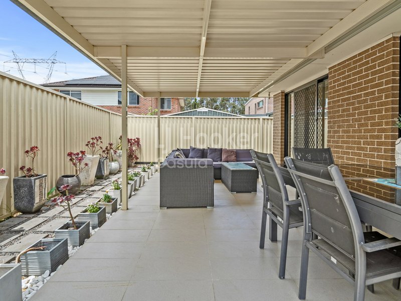 Photo - 5 Corrimal Street, Prestons NSW 2170 - Image 12