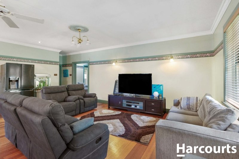 Photo - 5 Cottrell Street, Werribee VIC 3030 - Image 10