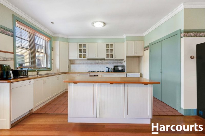 Photo - 5 Cottrell Street, Werribee VIC 3030 - Image 13
