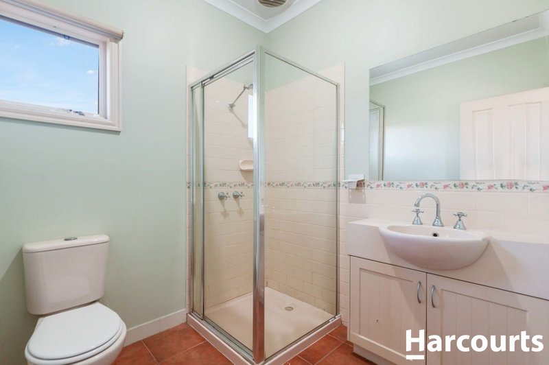 Photo - 5 Cottrell Street, Werribee VIC 3030 - Image 15