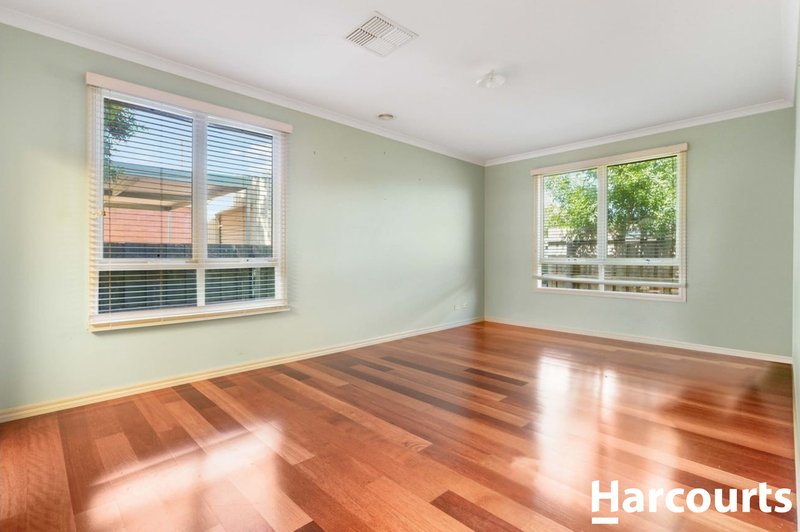 Photo - 5 Cottrell Street, Werribee VIC 3030 - Image 19