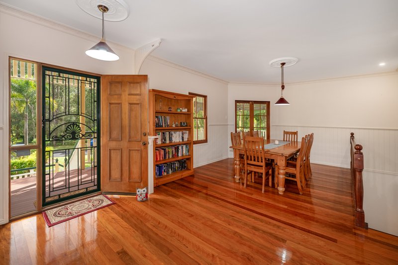 Photo - 5 Coventry Place, Caboolture QLD 4510 - Image 7
