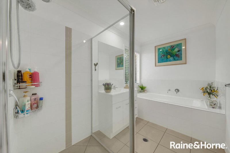 Photo - 5 Cradle Drive, New Auckland QLD 4680 - Image 13