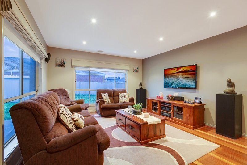 Photo - 5 Crane Avenue, Epping VIC 3076 - Image 5