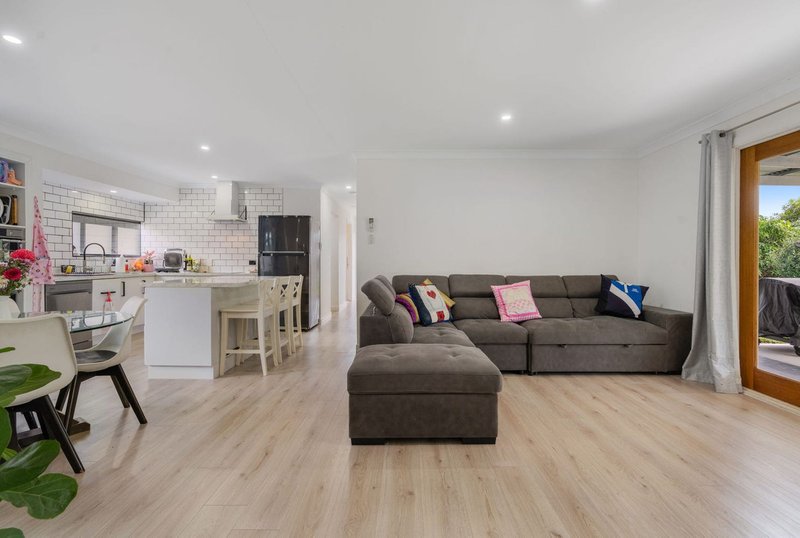 Photo - 5 Crest Street, Beenleigh QLD 4207 - Image 5