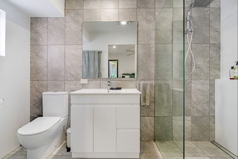 Photo - 5 Crest Street, Beenleigh QLD 4207 - Image 9