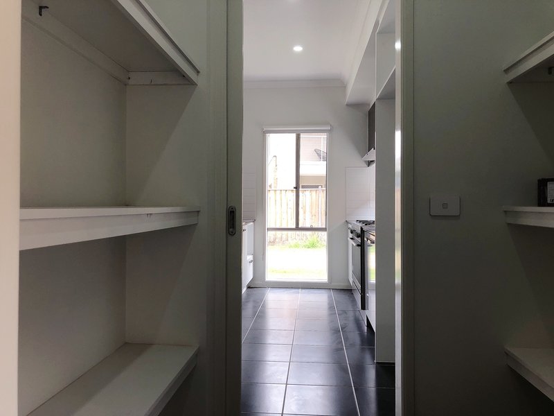 Photo - 5 Creston Street, Point Cook VIC 3030 - Image 10