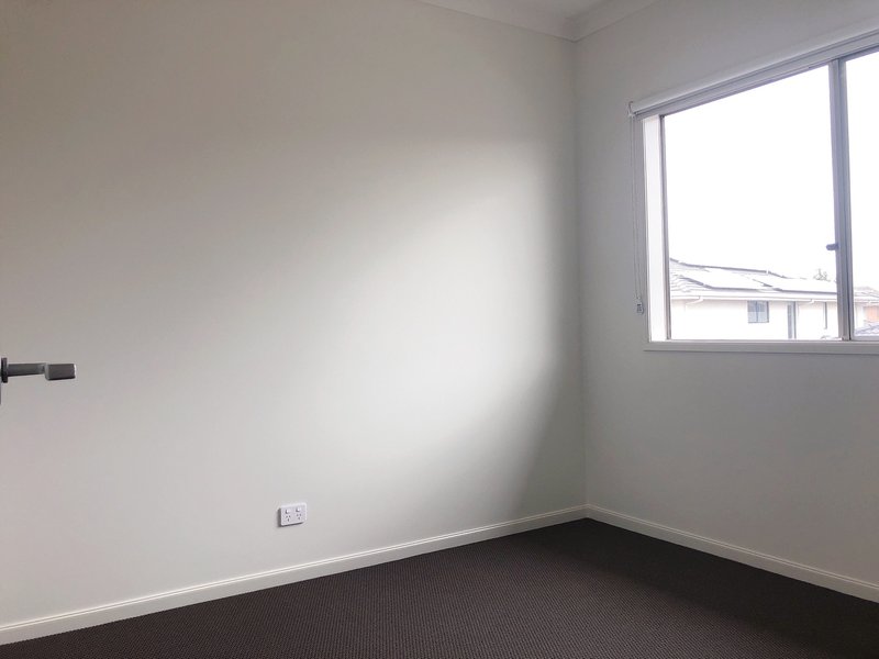 Photo - 5 Creston Street, Point Cook VIC 3030 - Image 15
