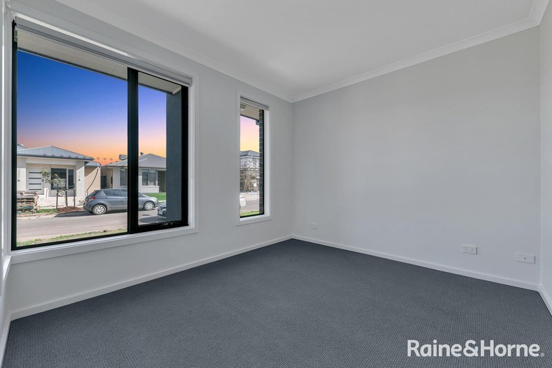 Photo - 5 Crib Street, Tarneit VIC 3029 - Image 12