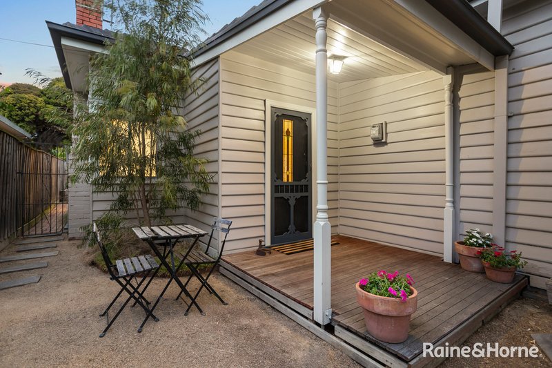 Photo - 5 Croker Street, Newport VIC 3015 - Image 2