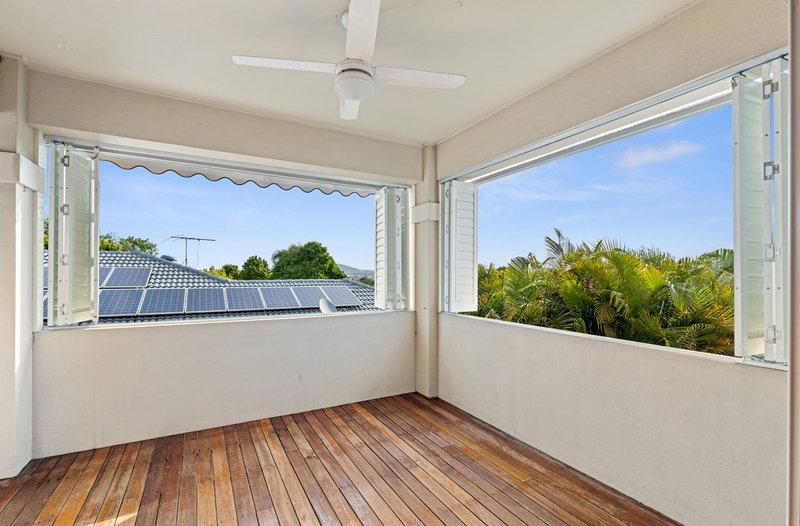 Photo - 5 Crown Place, Carindale QLD 4152 - Image 8