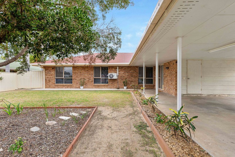 Photo - 5 Crozier Crescent, Emerald QLD 4720 - Image 2