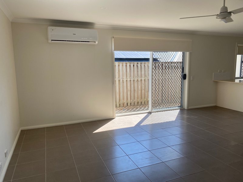 Photo - #5 Cudmore Street, Pimpama QLD 4209 - Image 5