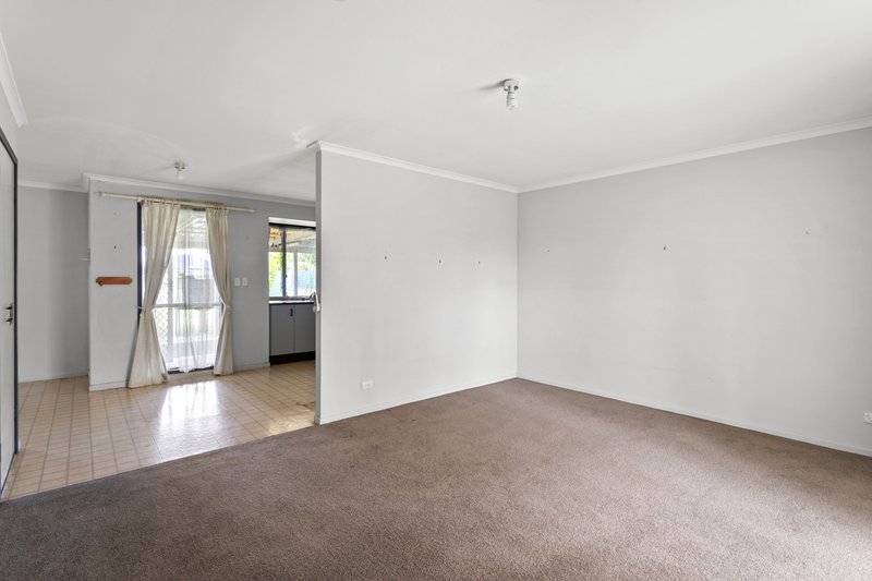 Photo - 5 Cunningham Street, Deception Bay QLD 4508 - Image 4