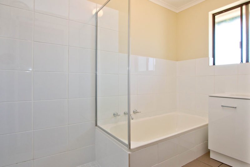 Photo - 5 Cunningham Street, Morphett Vale SA 5162 - Image 6