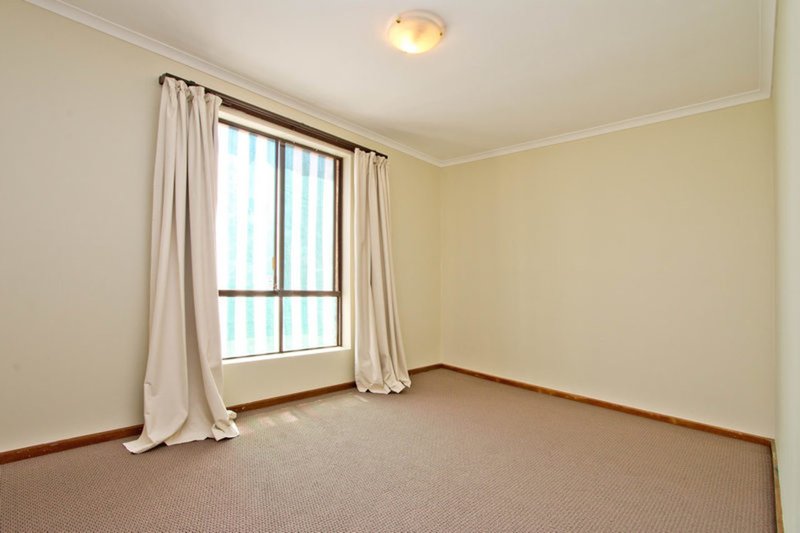 Photo - 5 Cunningham Street, Morphett Vale SA 5162 - Image 7