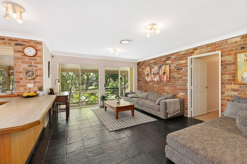 Photo - 5 Currawong Road, Wamberal NSW 2260 - Image 5