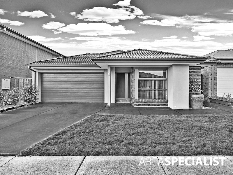 5 Curzon Street, Clyde North VIC 3978