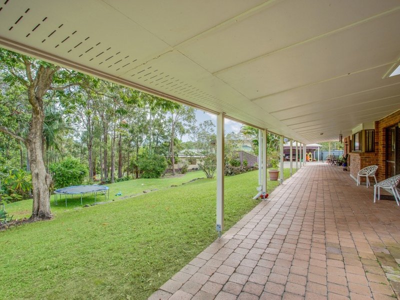 Photo - 5 Cuthero Court, Highland Park QLD 4211 - Image 3