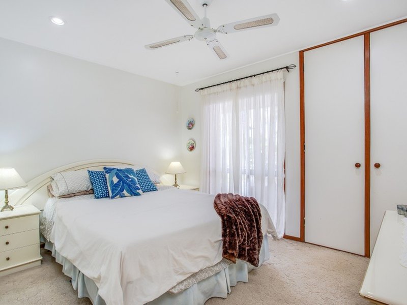 Photo - 5 Cuthero Court, Highland Park QLD 4211 - Image 12