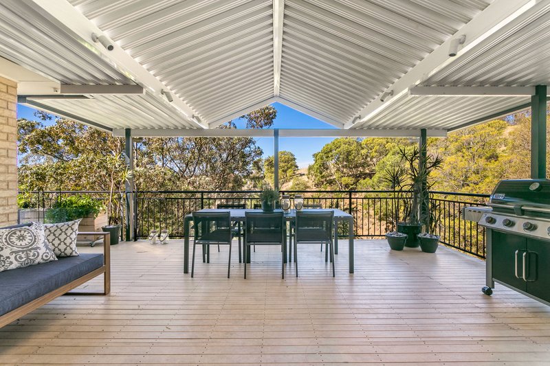 Photo - 5 Dalmeny Avenue, Figtree NSW 2525 - Image 4