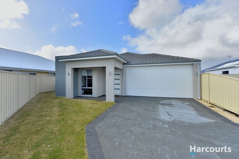 Photo - 5 Darkan Close, Dudley Park WA 6210 - Image 2