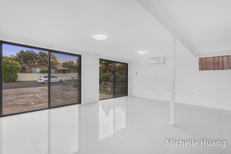 Photo - 5 Darnell Street, Sunnybank Hills QLD 4109 - Image 4