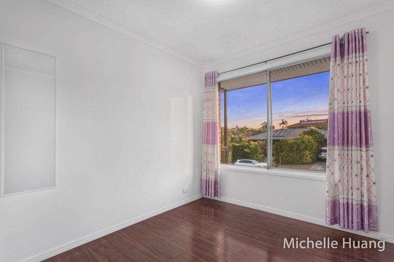 Photo - 5 Darnell Street, Sunnybank Hills QLD 4109 - Image 12