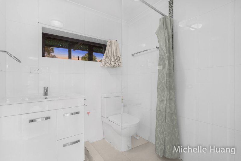 Photo - 5 Darnell Street, Sunnybank Hills QLD 4109 - Image 13