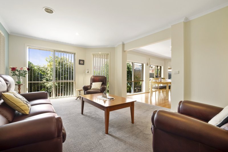 Photo - 5 Davern Court, Werribee VIC 3030 - Image 8