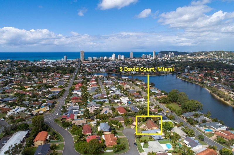 5 David Court, Miami QLD 4220