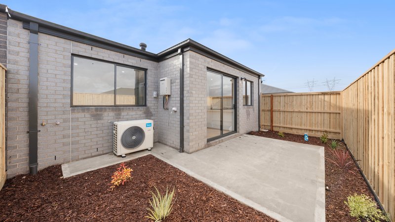 Photo - 5 Davis Circuit, Wollert VIC 3750 - Image 11