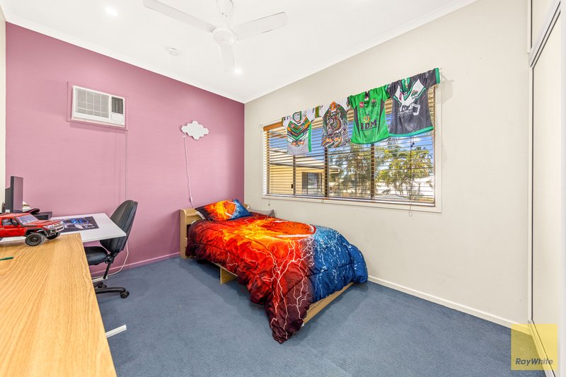 Photo - 5 Dawn Crescent, Emerald QLD 4720 - Image 12