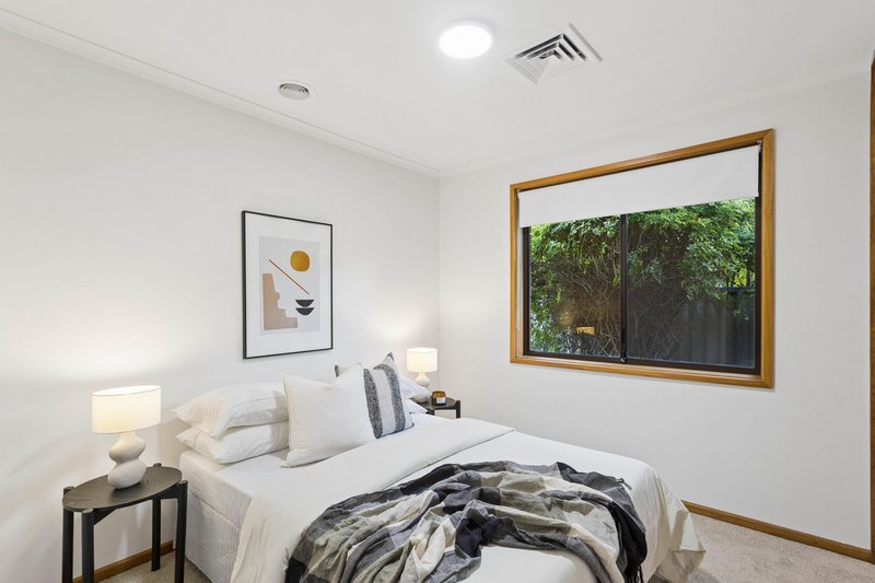 Photo - 5 De Castella Avenue, Wynn Vale SA 5127 - Image 15