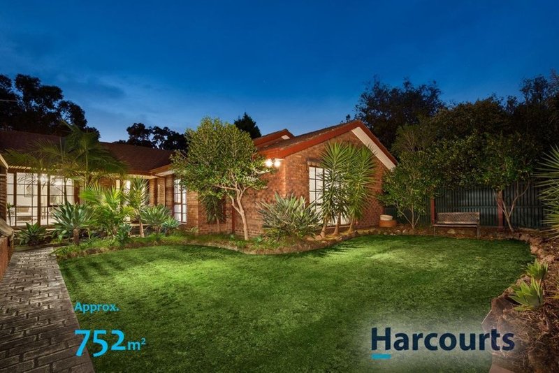 5 De Felice Place, Wantirna VIC 3152