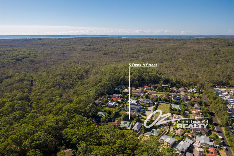 Photo - 5 Deakin Street, Wrights Beach NSW 2540 - Image 17