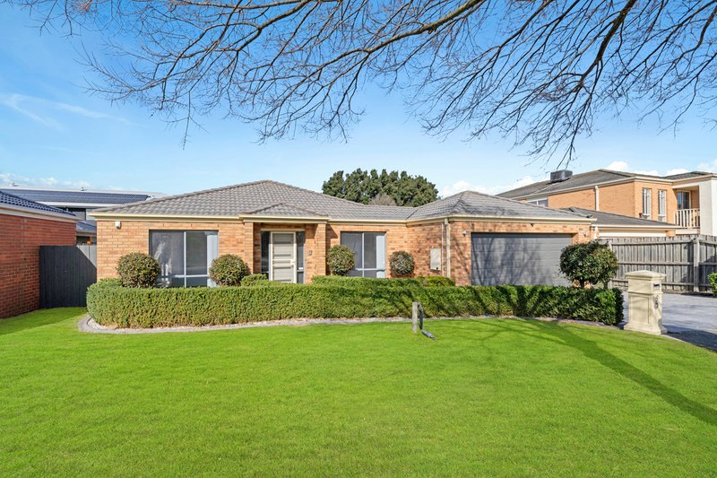 5 Degas Court, Skye VIC 3977