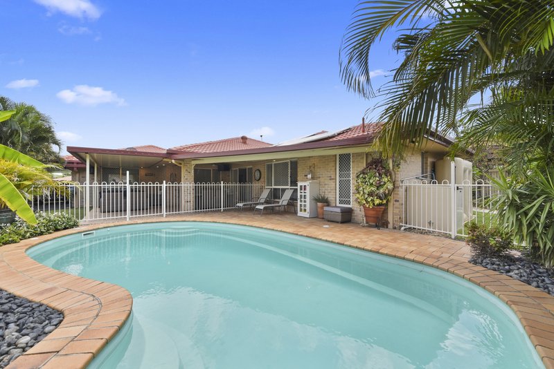 Photo - 5 Delia Close, Bracken Ridge QLD 4017 - Image 2