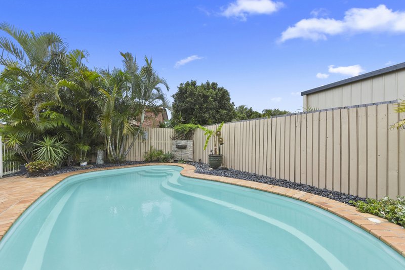 Photo - 5 Delia Close, Bracken Ridge QLD 4017 - Image 8