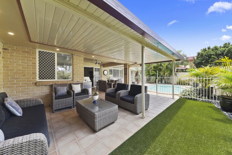 Photo - 5 Delia Close, Bracken Ridge QLD 4017 - Image 9