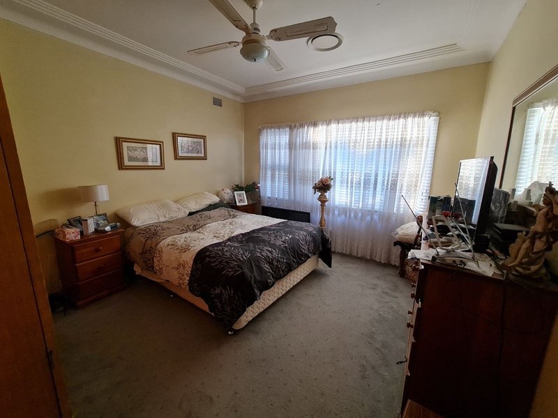 Photo - 5 Deller Avenue, Cabramatta West NSW 2166 - Image 7