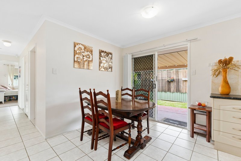 Photo - 5 Delong Street, Acacia Ridge QLD 4110 - Image 4