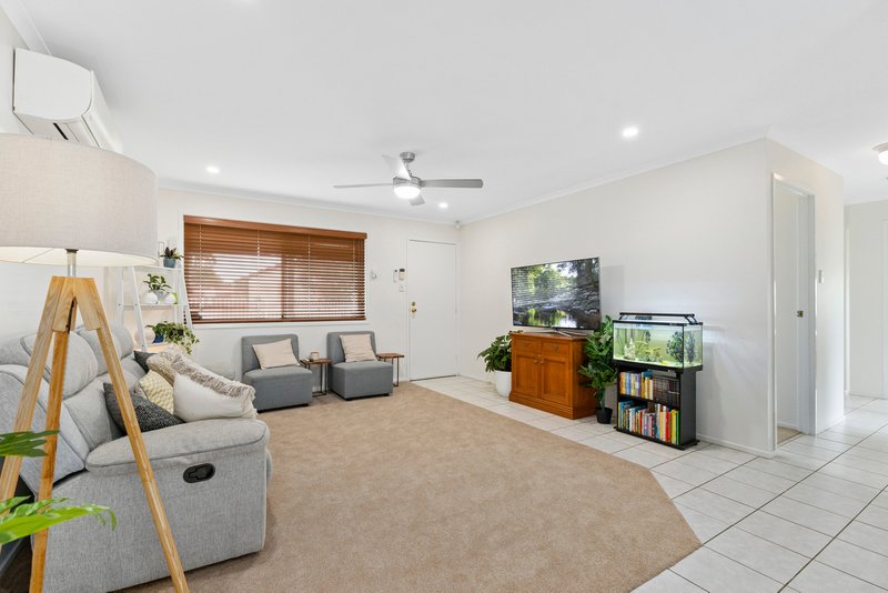 Photo - 5 Delong Street, Acacia Ridge QLD 4110 - Image 6