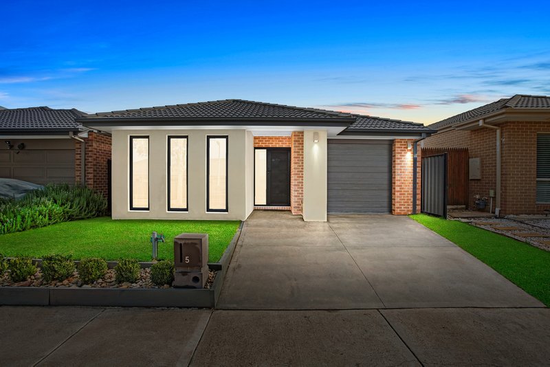 5 Destiny View, Mernda VIC 3754