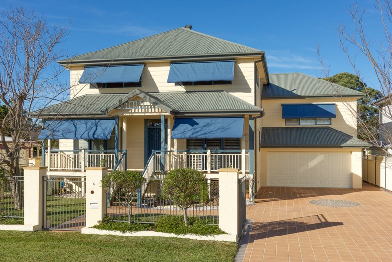 Photo - 5 Dilgara Ave , Davistown NSW 2251 - Image 12