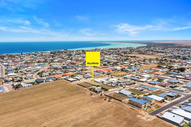 Photo - 5 Dimond Road, Moonta Bay SA 5558 - Image 3