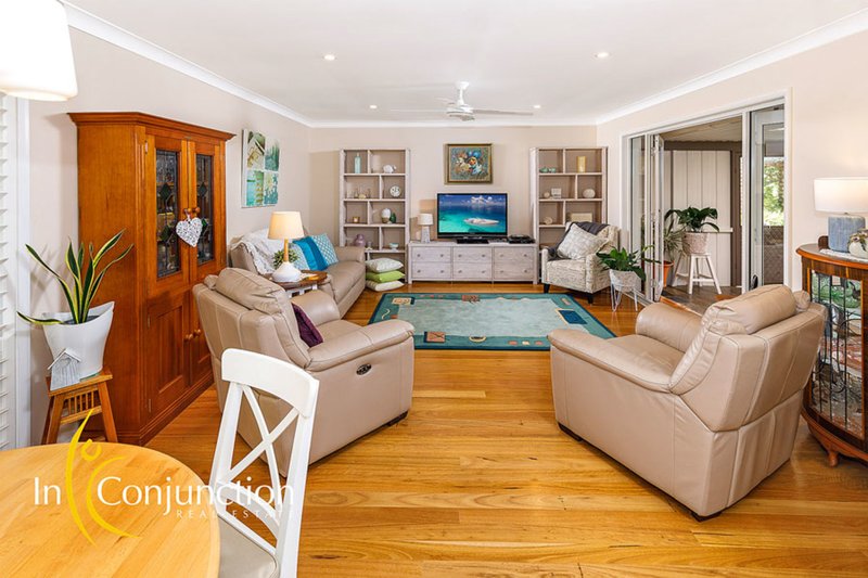 Photo - 5 Dobbie Place, Glenorie NSW 2157 - Image 2